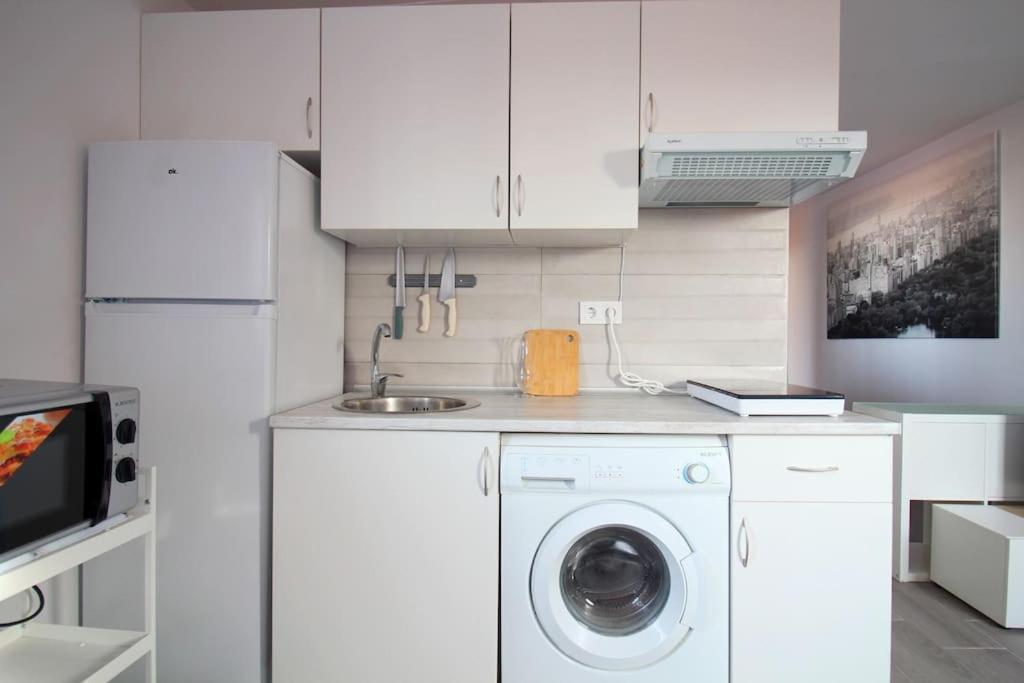 Suite Puerta Osario Con Terraza Севиля Екстериор снимка