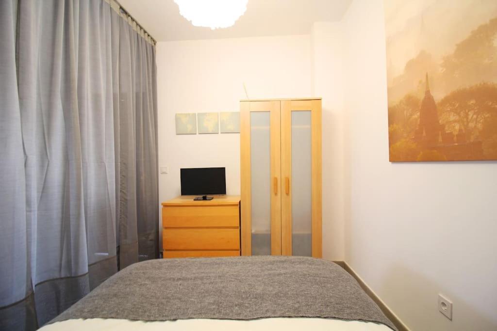 Suite Puerta Osario Con Terraza Севиля Екстериор снимка